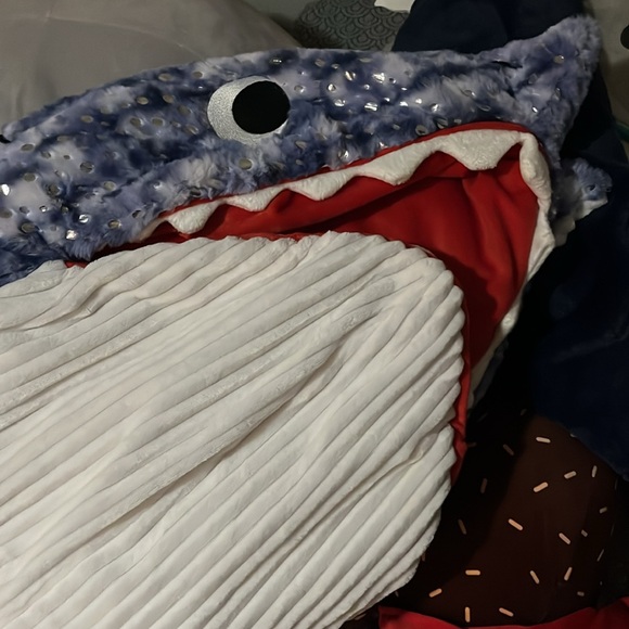 Tommy Bahama snuggle tail - Picture 5 of 6